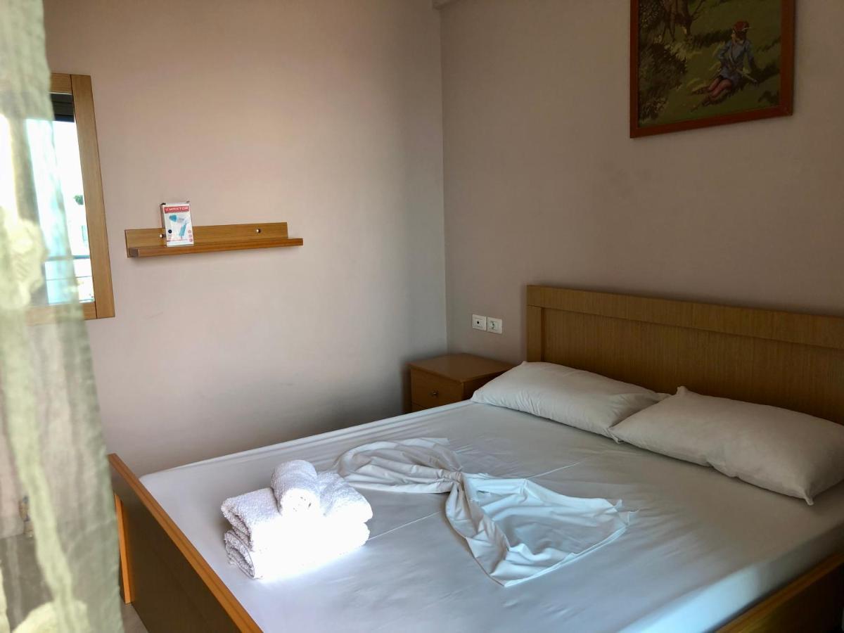 Lorenso Guest House Sarandë Exteriér fotografie